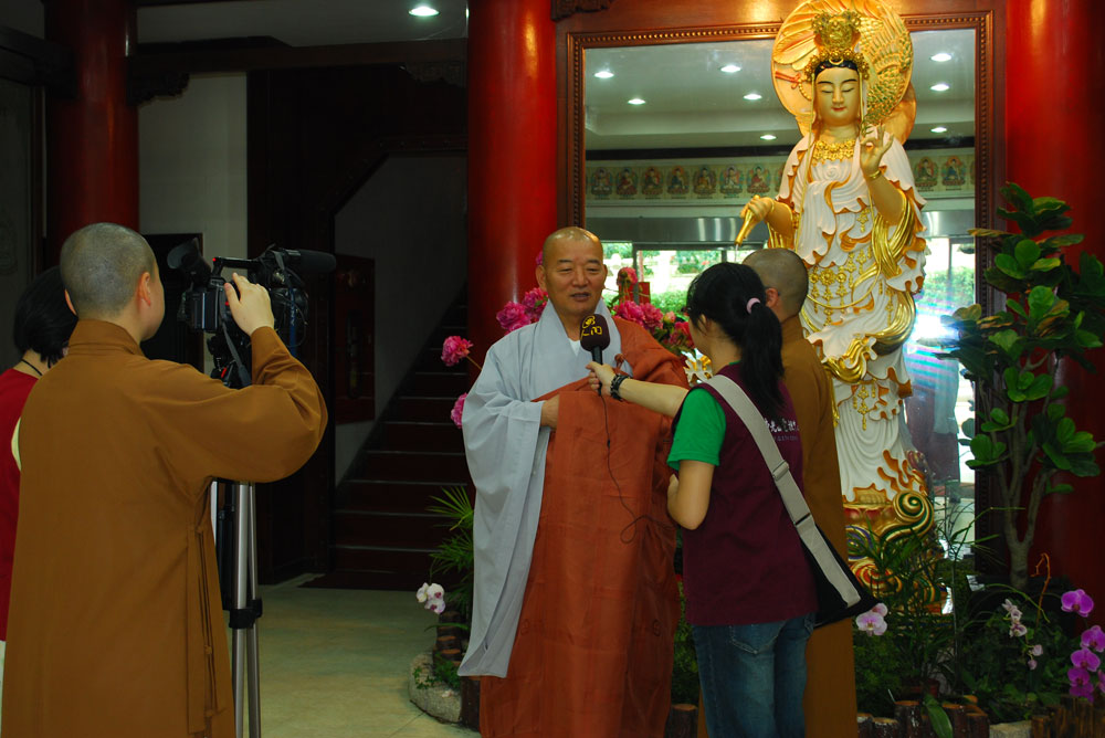 �ұ���翡 �ݶ����� ����