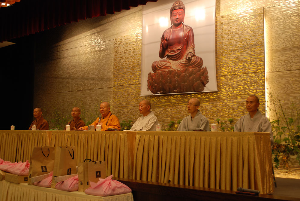 �ұ���翡 �ݶ����� ����