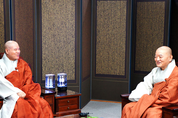 ��3�� ����Ư�������� ���콺�� ����