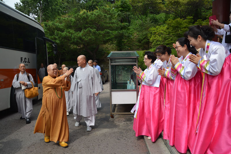 �븸 �񱸴�����ȸ ������ �湮