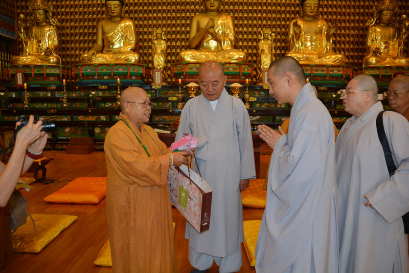 �븸 �񱸴�����ȸ ������ �湮