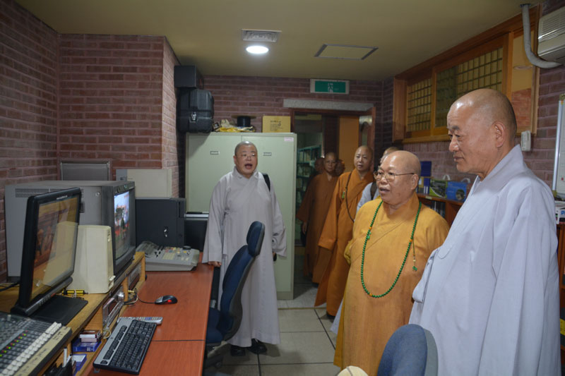 �븸 �񱸴�����ȸ ������ �湮