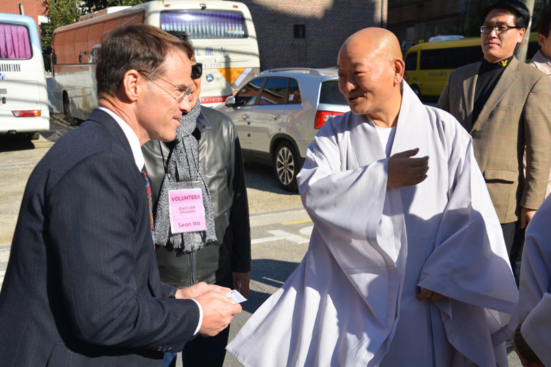 ��8�� ���ΰ��� ����� �湮(10�� 30��)