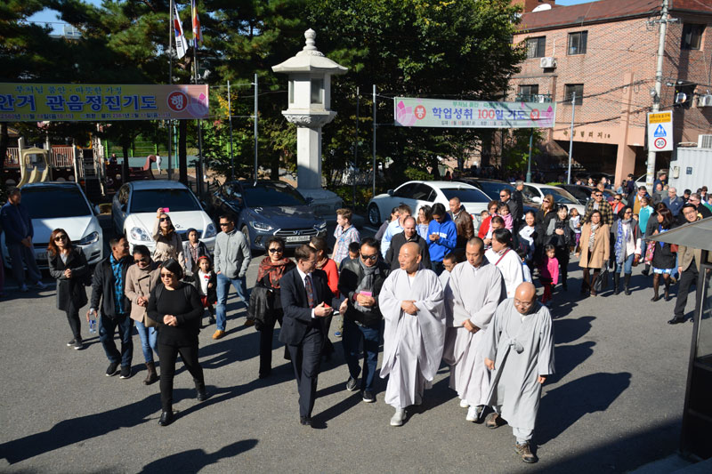 ��8�� ���ΰ��� ����� �湮(10�� 30��)