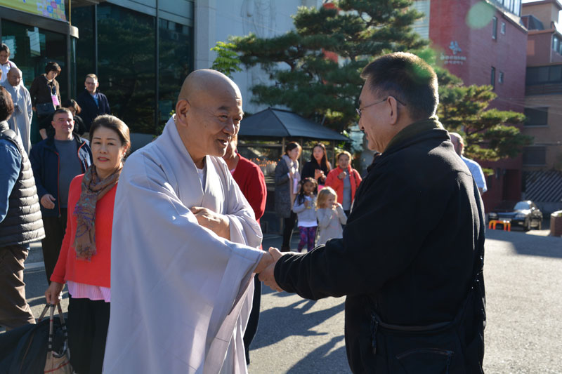 ��8�� ���ΰ��� ����� �湮(10�� 30��)