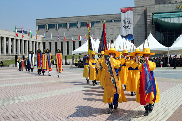 ��17ȸ ȣ������ õ����ȸ ����