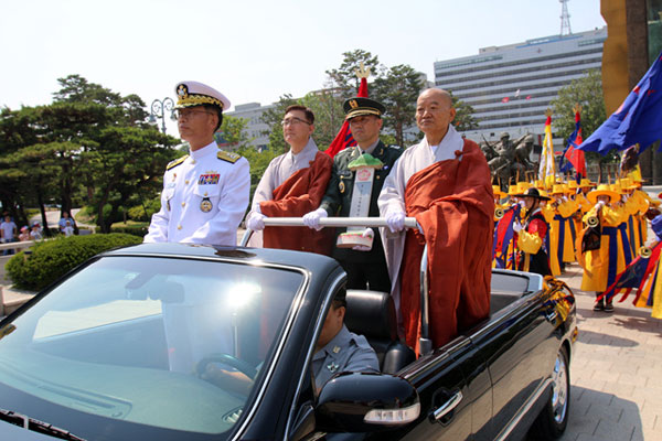 ��17ȸ ȣ������ õ����ȸ ����