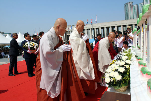 ��17ȸ ȣ������ õ����ȸ ����