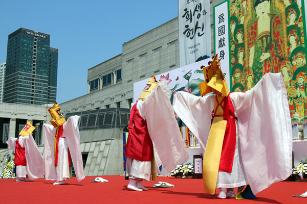 ��17ȸ ȣ������ õ����ȸ ����