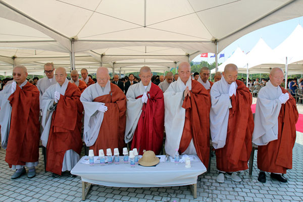 ��17ȸ ȣ������ õ����ȸ ����