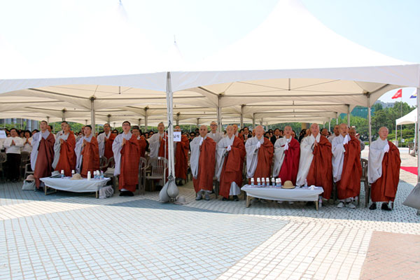 ��17ȸ ȣ������ õ����ȸ ����