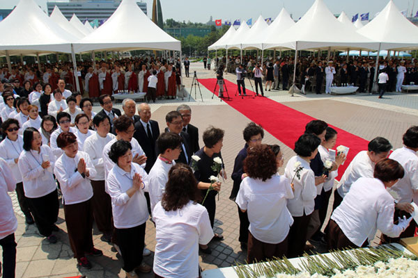 ��17ȸ ȣ������ õ����ȸ ����