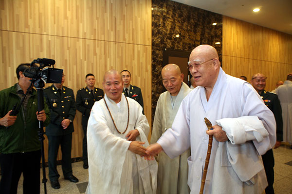 ��3,4�� ���������� ��,���� ��ȸ