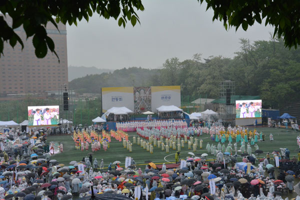 �ұ�2562�� �������