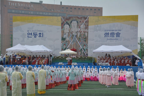 �ұ�2562�� �������