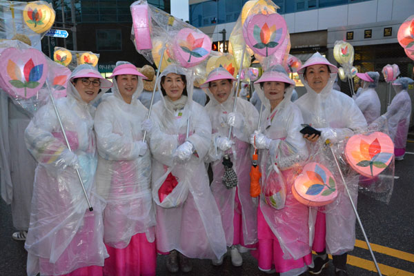 �ұ�2562�� �������