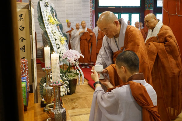 ȫ������ ����40�ֱ� �߸�ٷ�