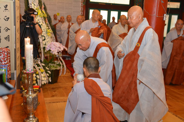 ȫ������ ����40�ֱ� �߸�ٷ�