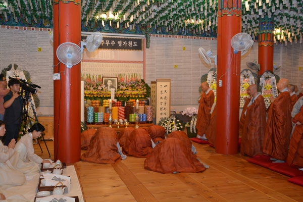 ȫ������ ����40�ֱ� �߸�ٷ�