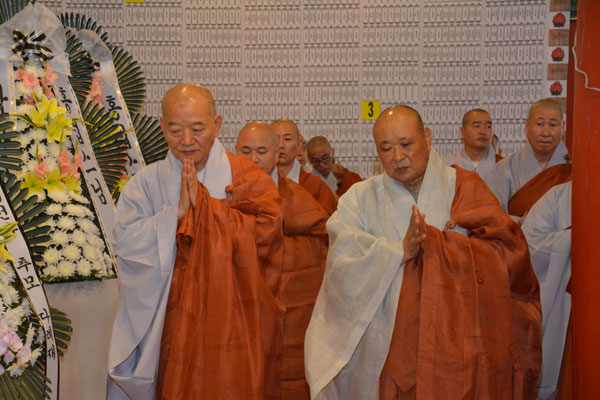 ȫ������ ����40�ֱ� �߸�ٷ�