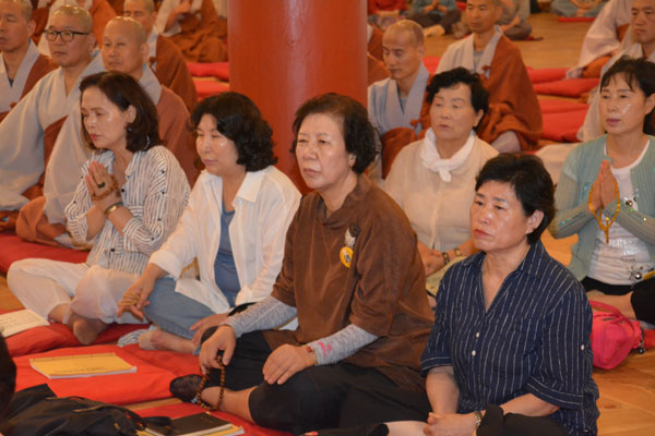 ȫ������ ����40�ֱ� �߸�ٷ�