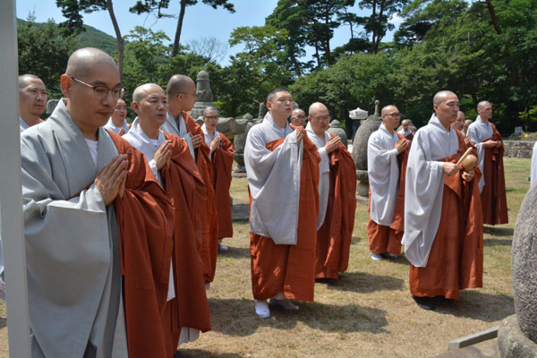 ȫ������ ����40�ֱ� �߸�ٷ�