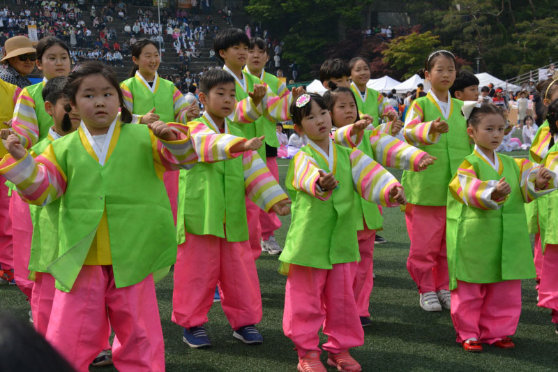 �ұ�2563�� ��������