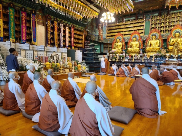 ȫ������ ���� 42�ֱ� �߸�ٷ��� ����(2020�� 8��16��)