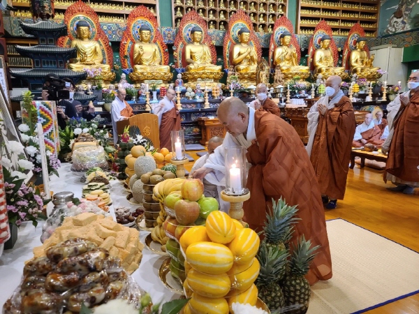 ȫ������ ���� 42�ֱ� �߸�ٷ��� ����(2020�� 8��16��)