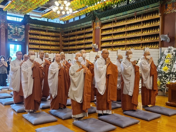 ȫ������ ���� 42�ֱ� �߸�ٷ��� ����(2020�� 8��16��)