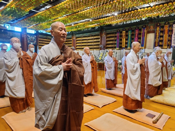 ȫ������ ���� 42�ֱ� �߸�ٷ��� ����(2020�� 8��16��)