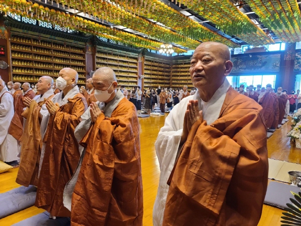 ȫ������ ���� 42�ֱ� �߸�ٷ��� ����(2020�� 8��16��)