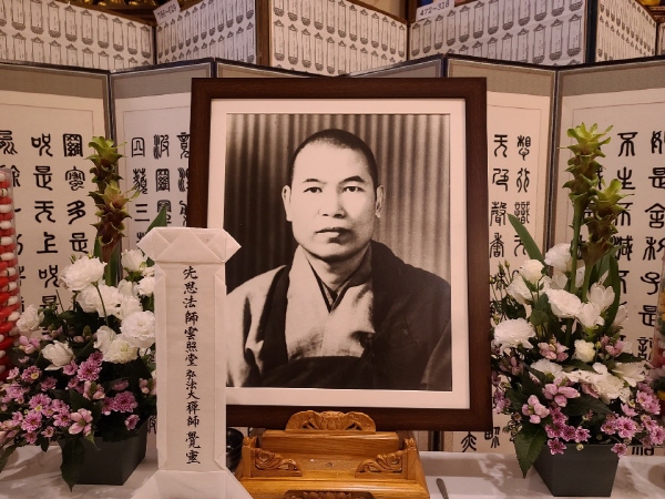 ȫ������ ���� 42�ֱ� �߸�ٷ��� ����(2020�� 8��16��)