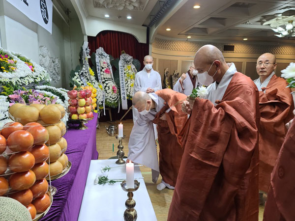 ��17�� �߾���ȸ�ǿ� ��������(����� ����) ���� 2020�� 9�� 28��