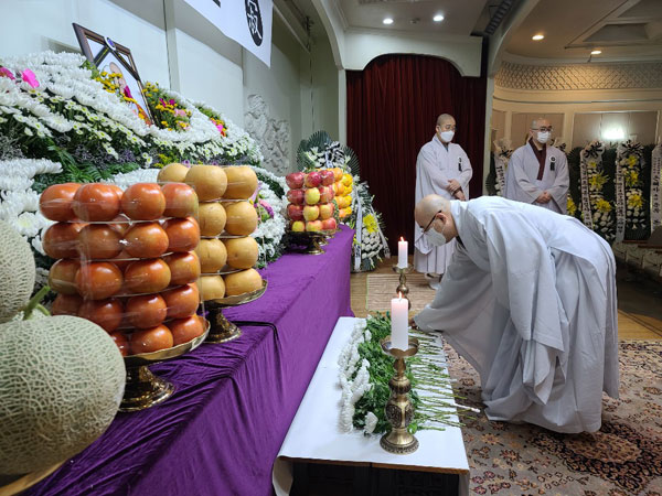 ��17�� �߾���ȸ�ǿ� ��������(����� ����) ���� 2020�� 9�� 28��