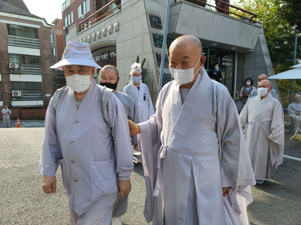 ��17�� �߾���ȸ�ǿ� ��������(����� ����) ���� 2020�� 9�� 28��