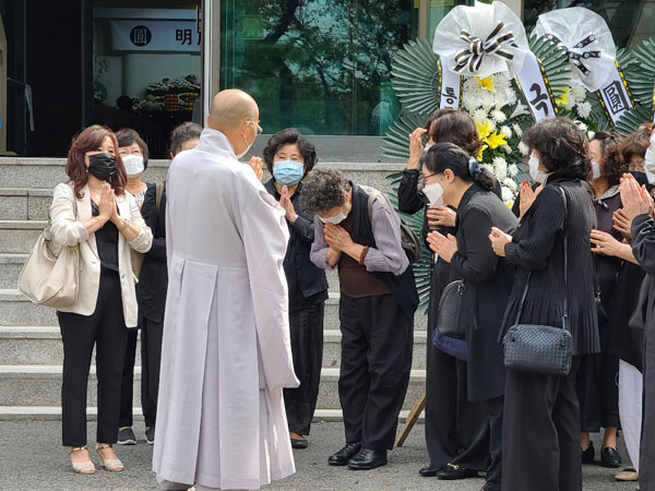 ��17�� �߾���ȸ�ǿ� ��������(����� ����) ���� 2020�� 9�� 28��