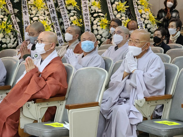 ��17�� ��ȸ�ǿ� �������� �����(2020�� 10�� 2��)