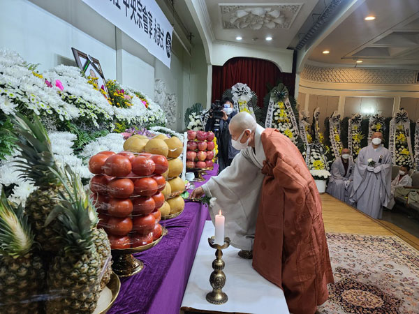 ��17�� ��ȸ�ǿ� �������� �����(2020�� 10�� 2��)