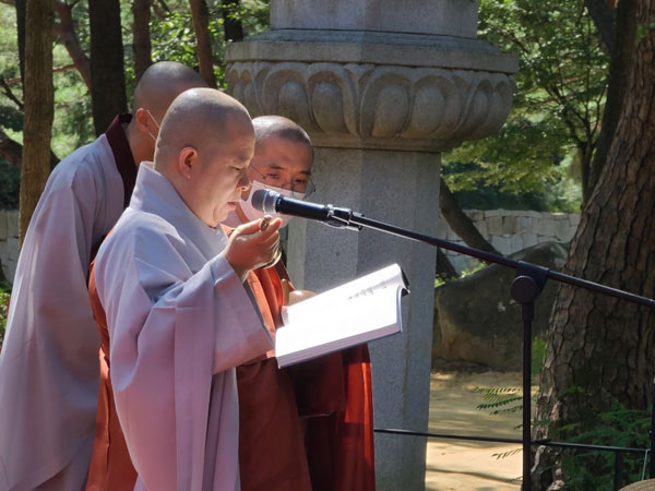 ��17�� ��ȸ�ǿ� �������� ���� �� �ٺ��(2020�� 10�� 2�� �뵵��)