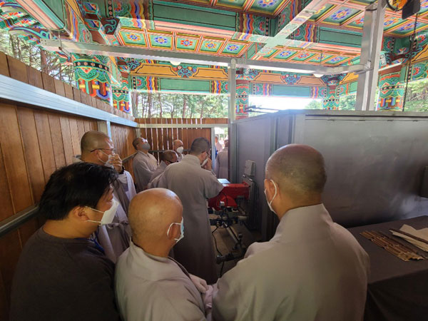 ��17�� ��ȸ�ǿ� �������� ���� �� �ٺ��(2020�� 10�� 2�� �뵵��)