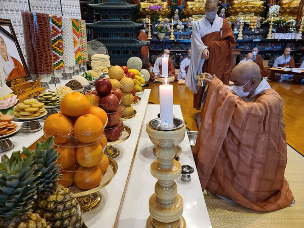 ��17�� �߾���ȸ�ǿ� �������� 49�� - ���� ����(2020�� 10�� 4�� �����)