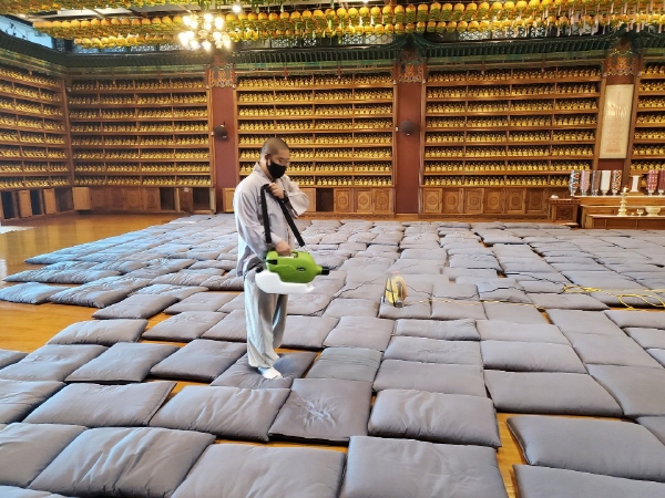 �ڷγ�19 ���� �� û������ ���� �濪Ȱ��(2020��12��7��)