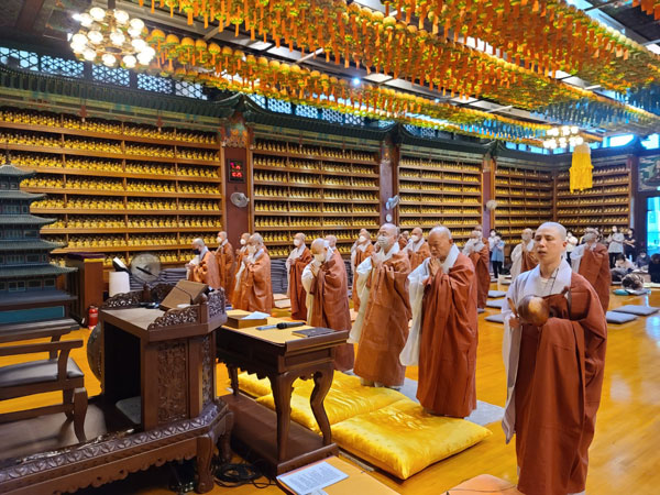 ������ ȫ������ ����44�ֱ� �߸�ٷ���(2022�� 7��25��)