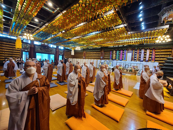 ������ ȫ������ ����44�ֱ� �߸�ٷ���(2022�� 7��25��)