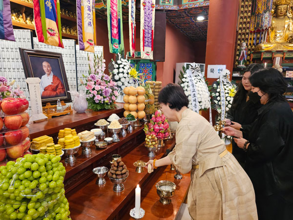  (  ) 5ֱ ߸ٷ (ϻ  2025 10 3)